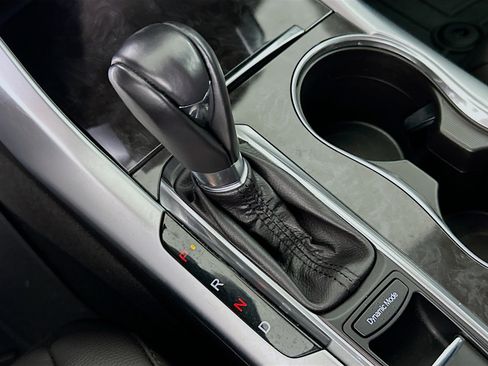 Used 2020 Acura TLX FWD image 24