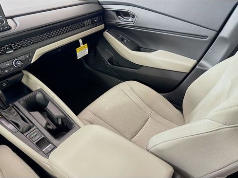 New 2025 Honda Accord SE image 25