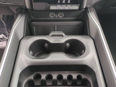 New 2026 RAM 1500 4x4 Crew Cab image 26