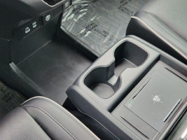Used 2025 Honda Odyssey Touring image 22