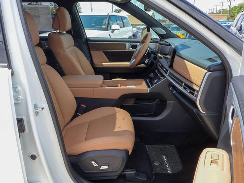 New 2026 Hyundai Santa Fe Limited FWD image 8