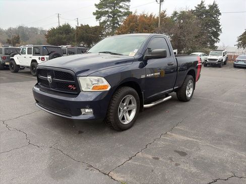 Used 2012 RAM 1500 Express image 3