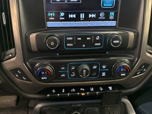 Used 2019 GMC Sierra 3500 Denali image 2