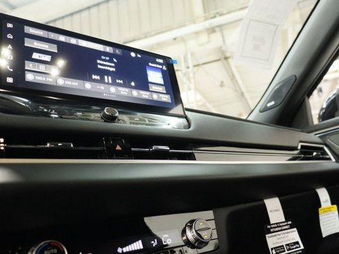 New 2026 Mitsubishi Outlander LE FWD image 12