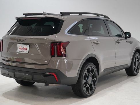 Used 2026 Kia Sorento SX AWD/4WD image 8