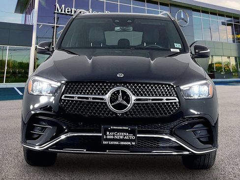 Used 2026 Mercedes-Benz GLE 450 4MATIC image 3