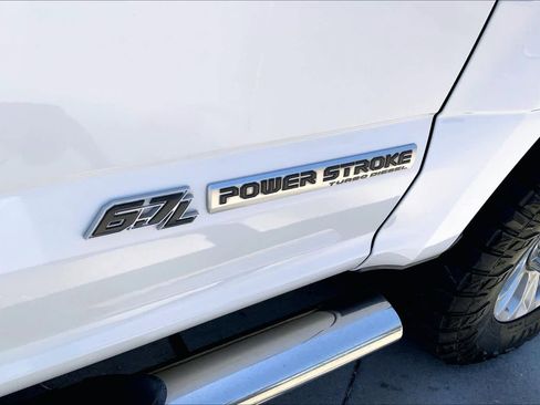 Used 2021 Ford F250 XLT w/ XLT Value Package AWD/4WD image 10