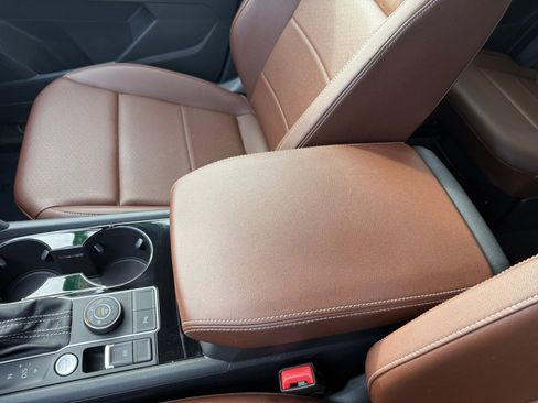 Used 2021 Volkswagen Atlas SEL R-Line image 14