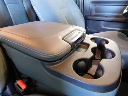 Used 2016 RAM 1500 Express AWD/4WD image 14