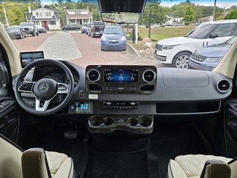 New 2024 Mercedes-Benz Sprinter 3500 image 16