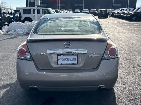Used 2012 Nissan Altima 2.5 S w/ Special Edition Pkg image 4