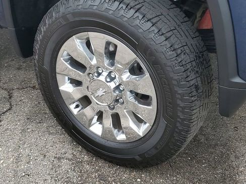 Certified 2023 Chevrolet Silverado 2500 High Country w/ Z71 Off-Road Package AWD/4WD image 34