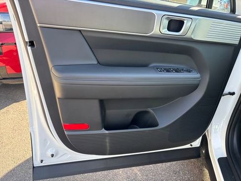 New 2026 Hyundai Santa Fe SEL image 13