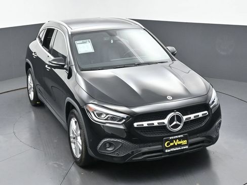 Used 2022 Mercedes-Benz GLA 250 4MATIC w/ Premium Package image 40