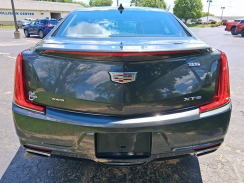 Used 2018 Cadillac XTS Luxury AWD/4WD image 4