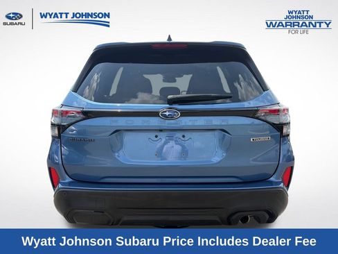 Used 2025 Subaru Forester Touring AWD/4WD image 7