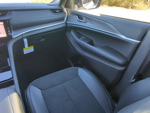New 2026 Jeep Grand Cherokee Altitude RWD image 15
