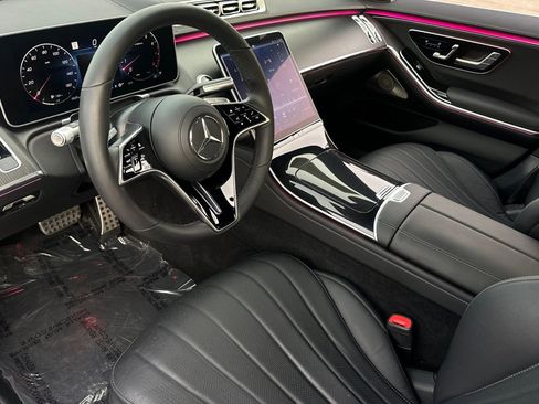 Certified 2022 Mercedes-Benz S 500 4MATIC image 9