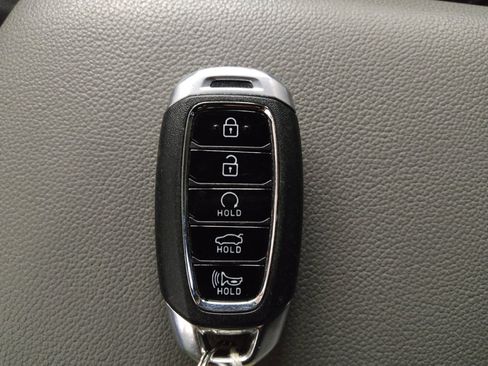 Used 2023 Hyundai Elantra SEL w/ Convenience Package FWD image 32