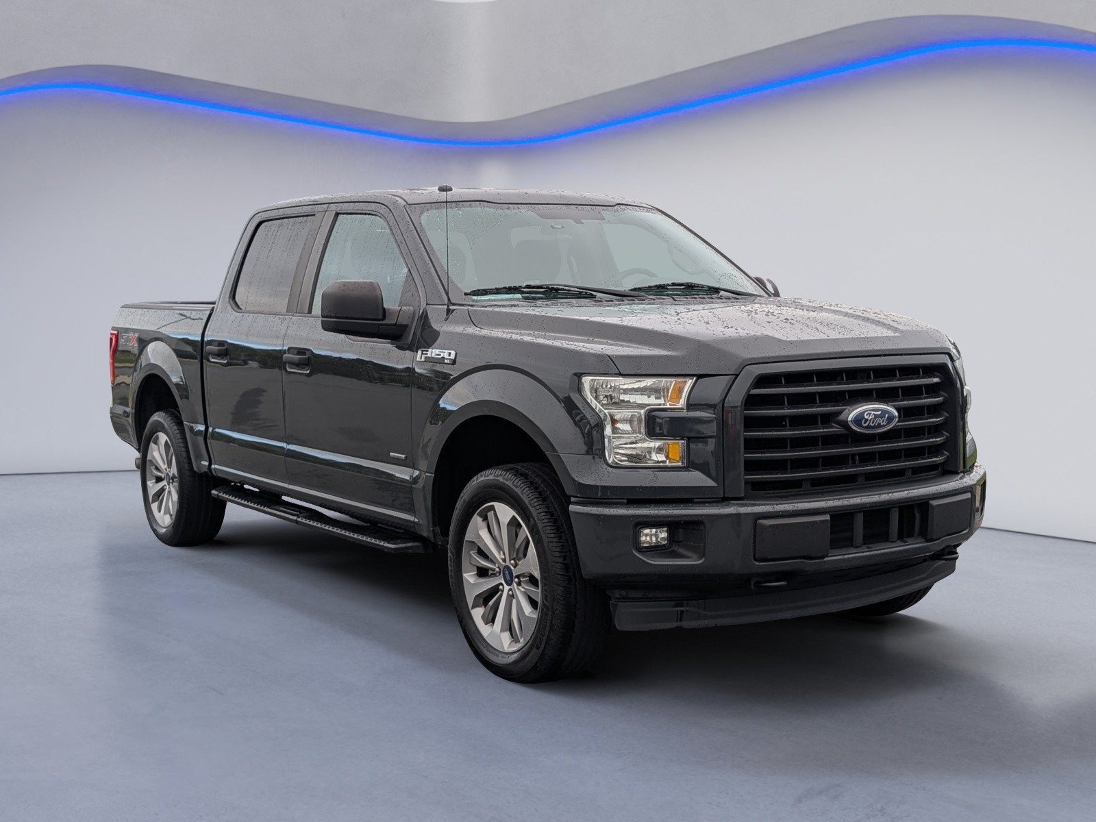 Used 2017 Ford F150 XL w/ Equipment Group 101A Mid AWD/4WD image 5