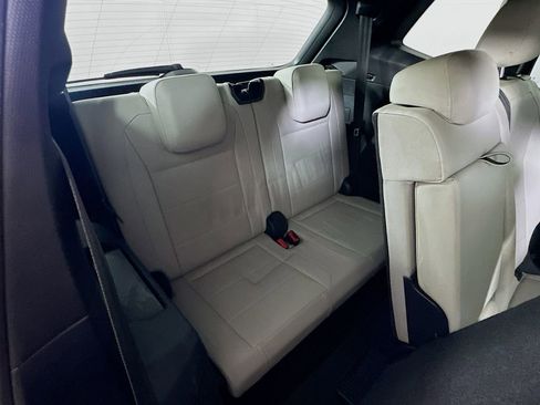 Used 2021 Volkswagen Tiguan SE R-Line image 14