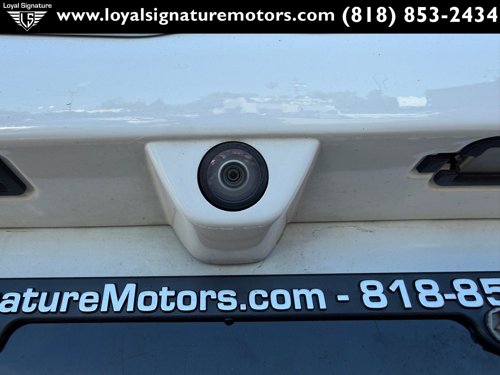 Used 2018 Chrysler Pacifica Limited w/ Advanced Safetytec Group FWD image 13