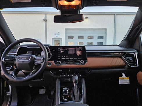 New 2026 GMC Canyon AT4 image 24