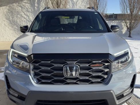 Certified 2022 Honda Passport TrailSport image 8