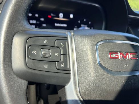 Used 2022 GMC Yukon SLT w/ SLT Luxury Package AWD/4WD image 19
