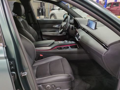 Certified 2024 Genesis GV70 3.5T Sport AWD/4WD image 9