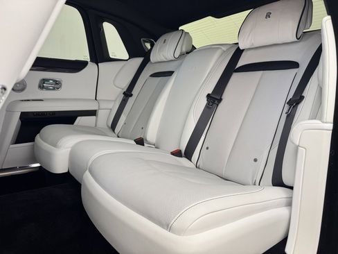Certified 2023 Rolls-Royce Ghost Black Badge w/ Black Badge Ghost Package image 20