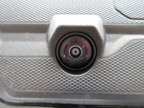 Used 2025 GMC Sierra 1500 AT4 image 36