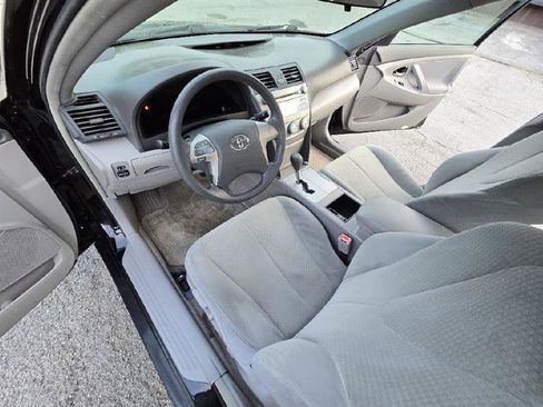 Used 2008 Toyota Camry XLE FWD image 17
