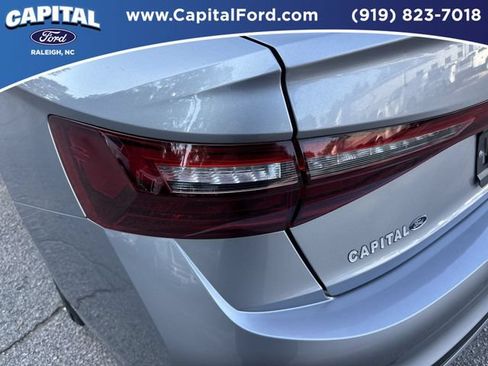 Used 2025 Volkswagen Jetta SE FWD image 15