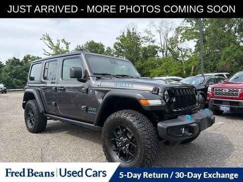 Used 2024 Jeep Wrangler Unlimited AWD/4WD image 1