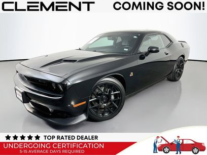 Used 2016 Dodge Challenger R/T Scat Pack w/ Leather Interior Group