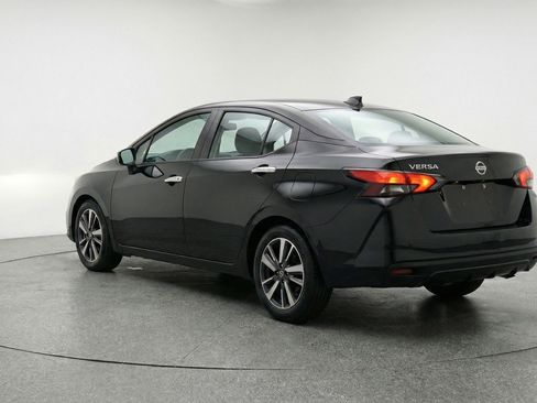 Used 2025 Nissan Versa SV FWD image 6