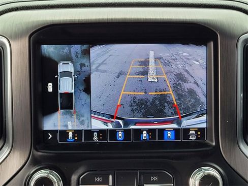 Used 2020 GMC Sierra 2500 Denali w/ Denali Ultimate Package image 12