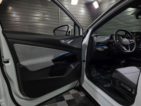 Used 2023 Volkswagen ID.4 2WD image 29