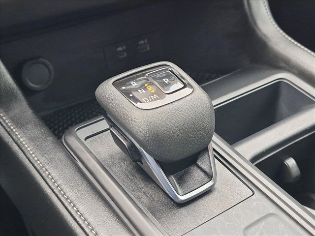 Used 2025 Nissan Pathfinder S AWD/4WD image 12