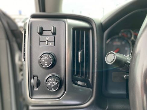 Used 2017 Chevrolet Silverado 1500 LT w/ All Star Edition image 10