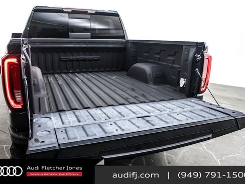 Used 2022 GMC Sierra 1500 Denali image 22