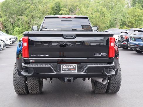 Certified 2024 Chevrolet Silverado 3500 High Country w/ High Country Premium Package AWD/4WD image 8