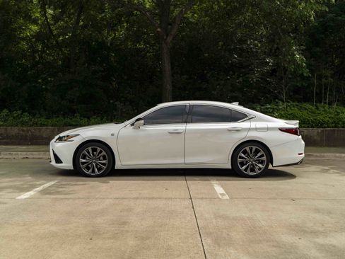 Used 2021 Lexus ES 350 F Sport w/ Accessory Package FWD image 5