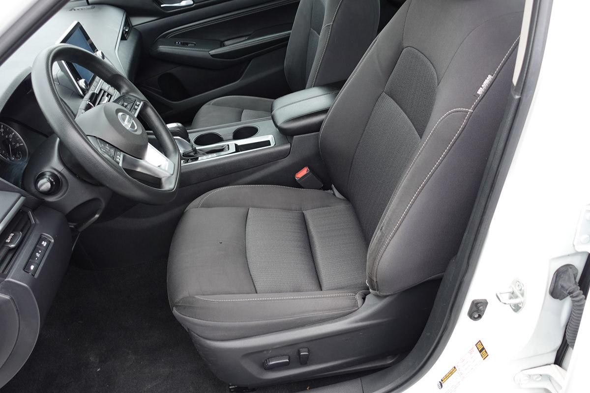 Used 2020 Nissan Altima 2.5 S FWD image 18