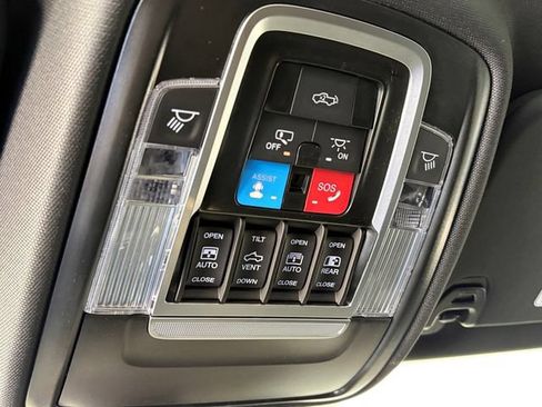 New 2026 RAM 1500 Laramie AWD/4WD image 29