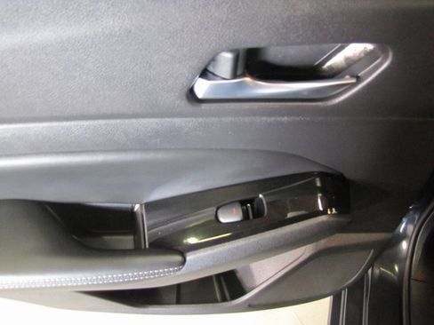 Used 2020 Nissan Altima 2.5 SV image 14