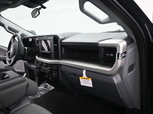 New 2026 Ford F250 XL w/ STX Appearance Package AWD/4WD image 14