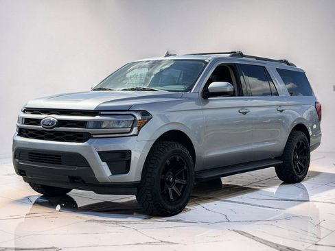 Used 2022 Ford Expedition Max XLT AWD/4WD image 5