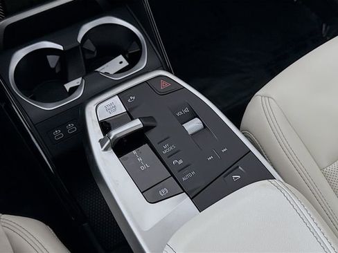 Used 2026 BMW X1 xDrive28i image 17